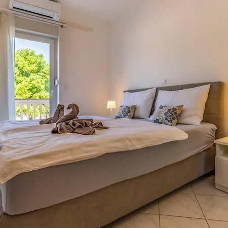 Rok 8 By Interhome شقة *