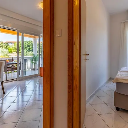 Rok 8 By Interhome شقة