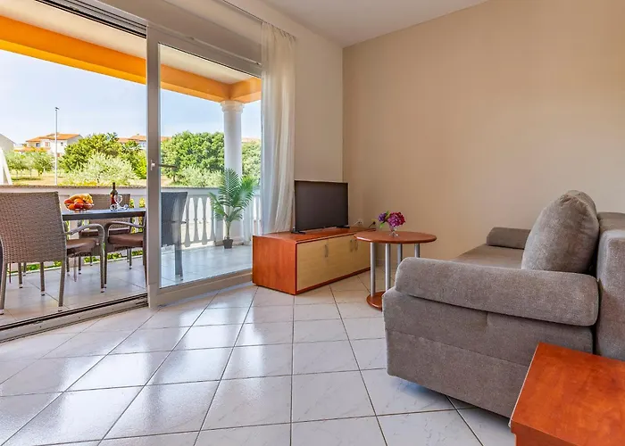 Rok 8 By Interhome Apartman Póla